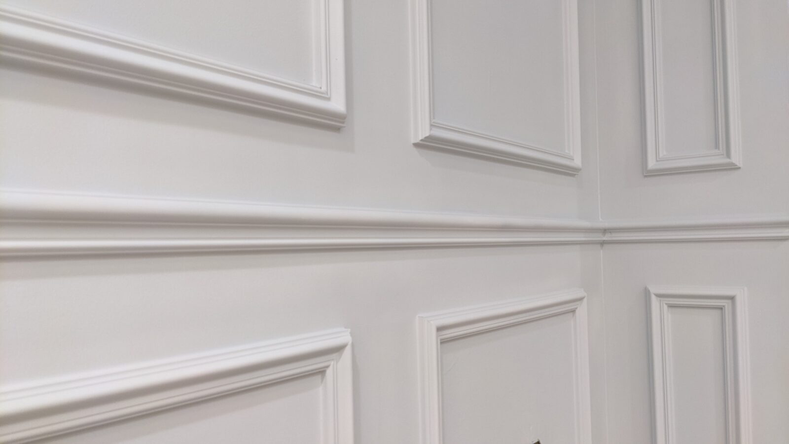 So Sánh Phào Chỉ PU Với PS